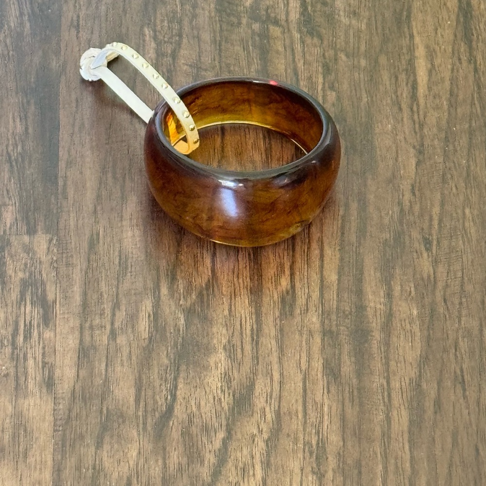 Urban Outfitters marbled bangle Bracelet - Picture 10 of 15